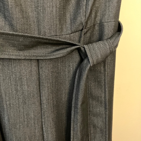 CALVIN KLEIN Black Chambray Sleeveless Surplice Neckline Wide Leg Jumpsuit Sz 2 - Picture 6 of 7